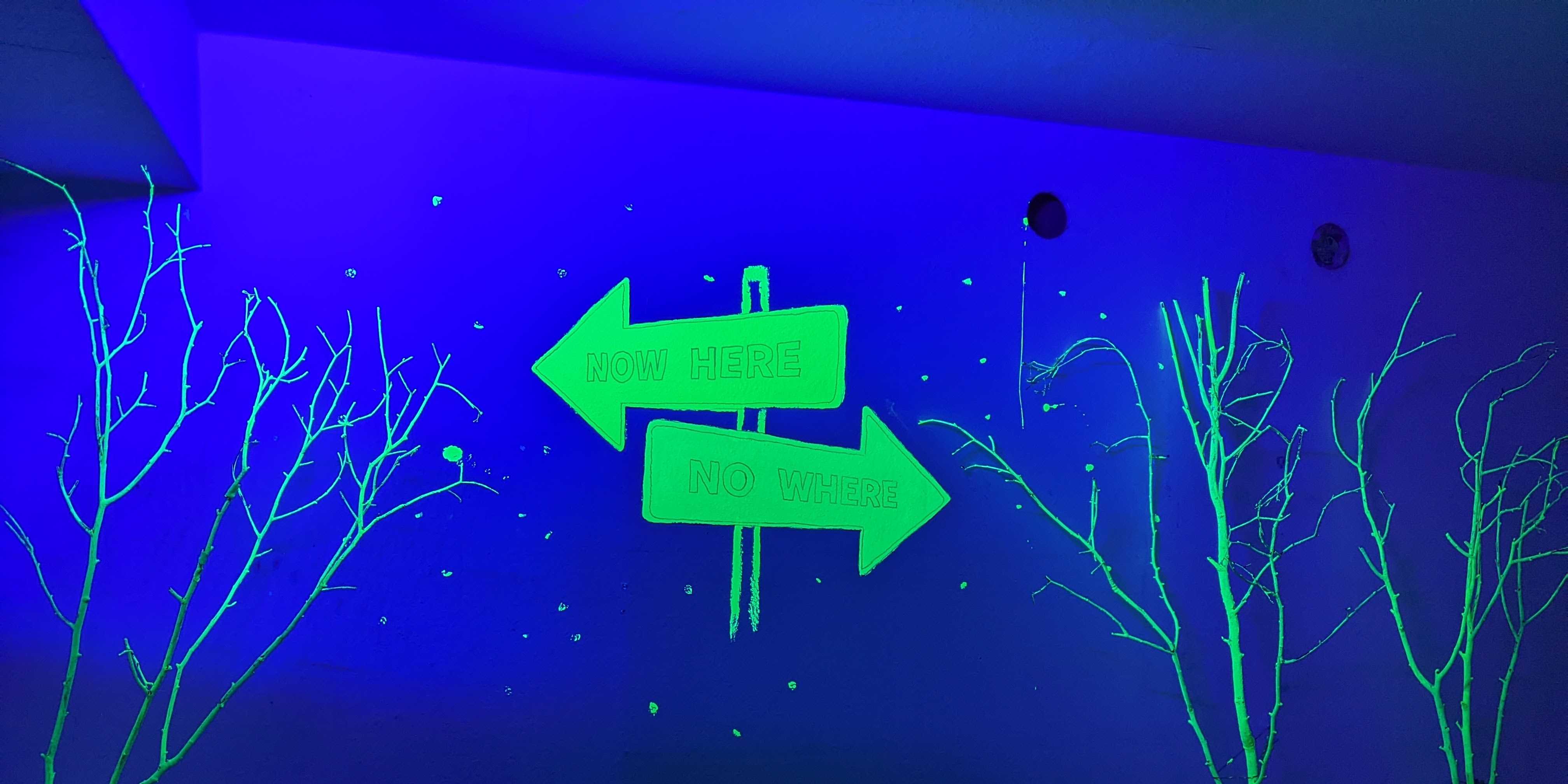 rc3 Nowhere Pfeile in fluoreszierender Farbe